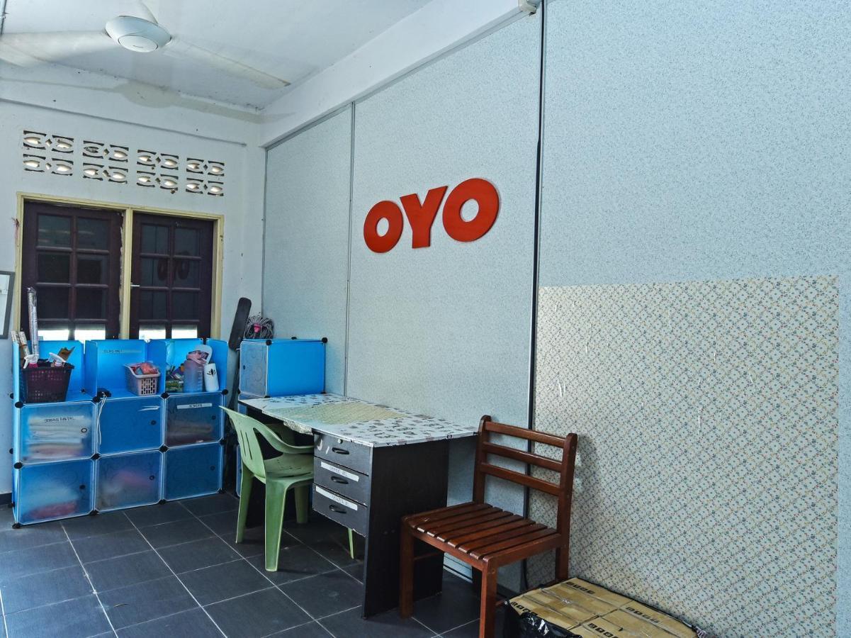 Oyo 90315 Chalet Pantai Rantau Panjang Kuala Rompin Dış mekan fotoğraf